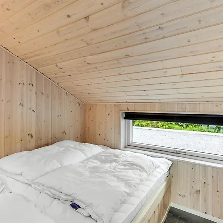 Matild - 400m From The Sea By Interhome *