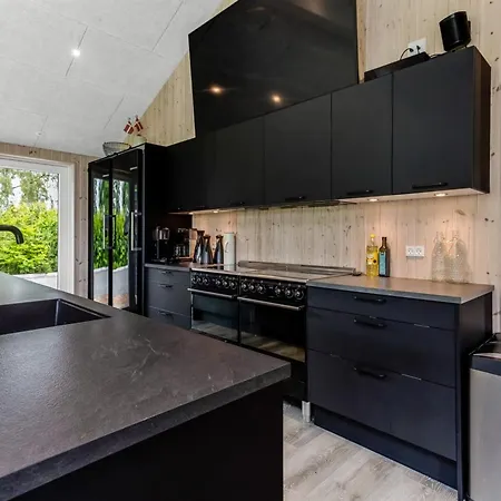 Matild - 400m From The Sea By Interhome