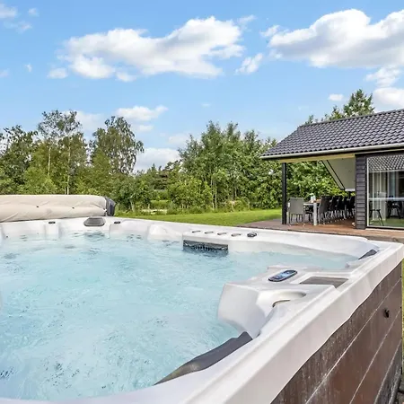 Matild - 400m From The Sea By Interhome *